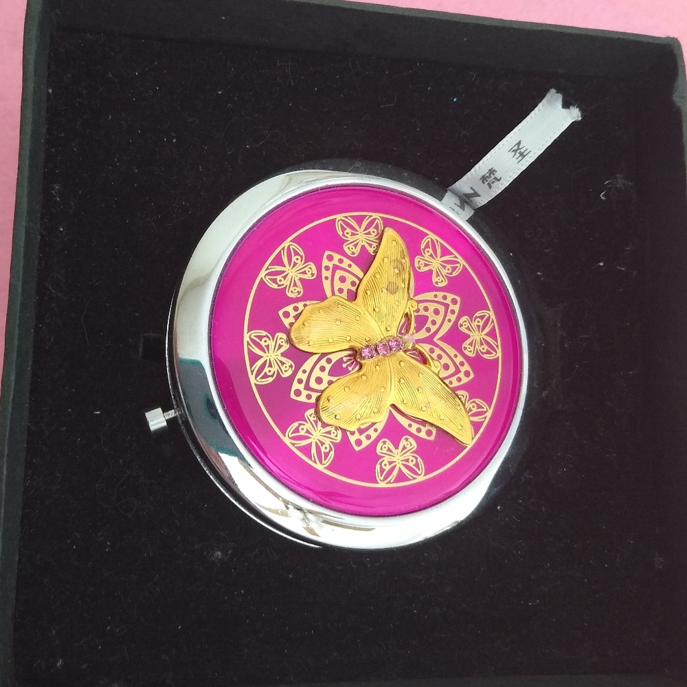 Butterfly Compact Mirror - Picture 6 of 6